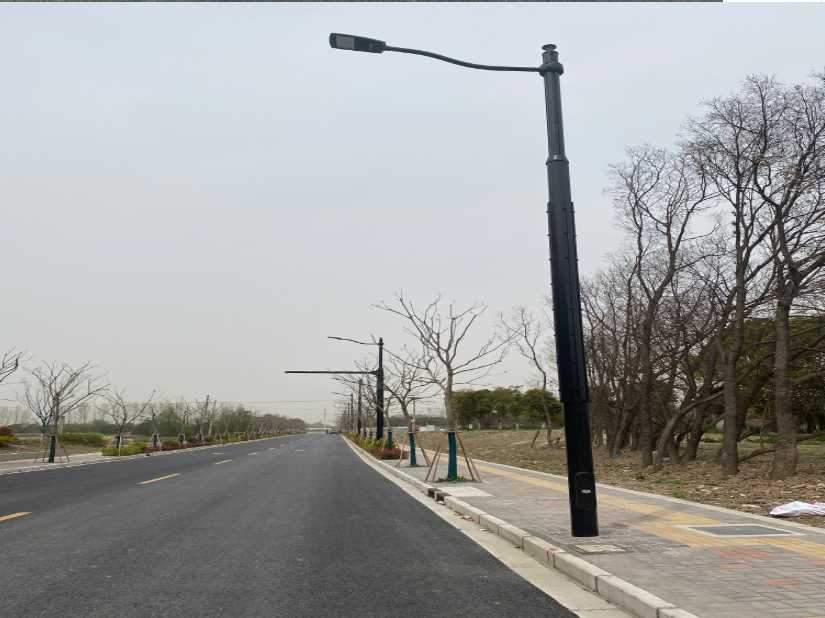 马鞍山市上海综合杆 太阳能路灯工程
